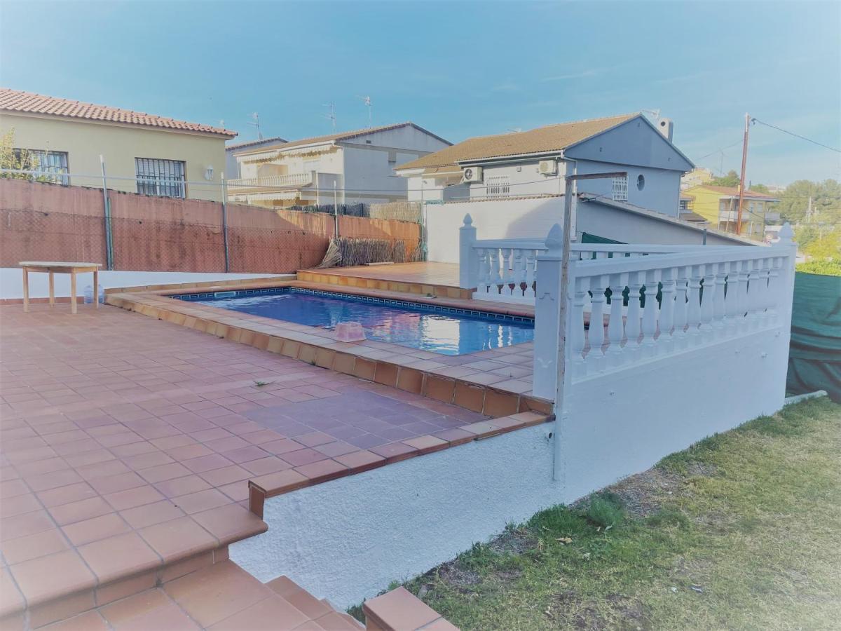 Casa Independiente Con Piscina A 2 Km. De La Playa Villa Segur de Calafell Luaran gambar