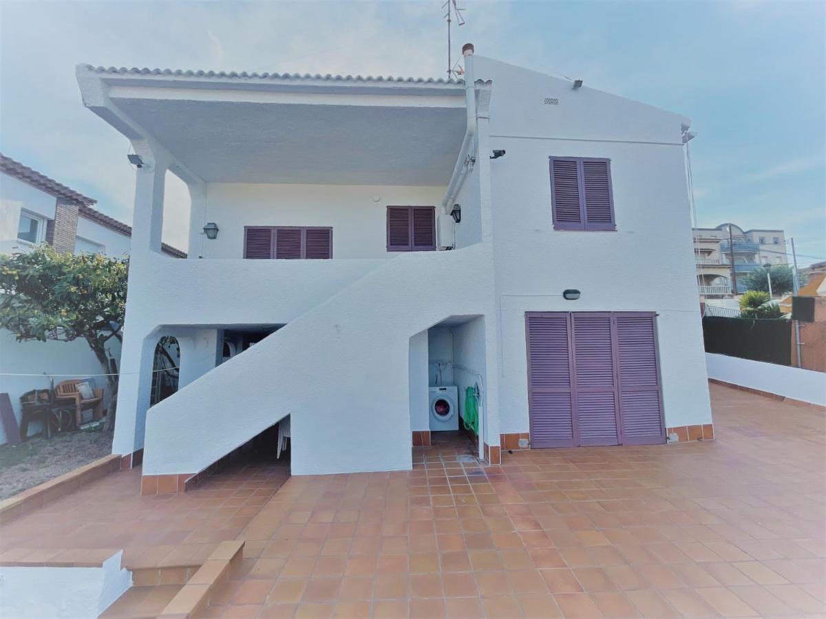 Casa Independiente Con Piscina A 2 Km. De La Playa Villa Segur de Calafell Luaran gambar